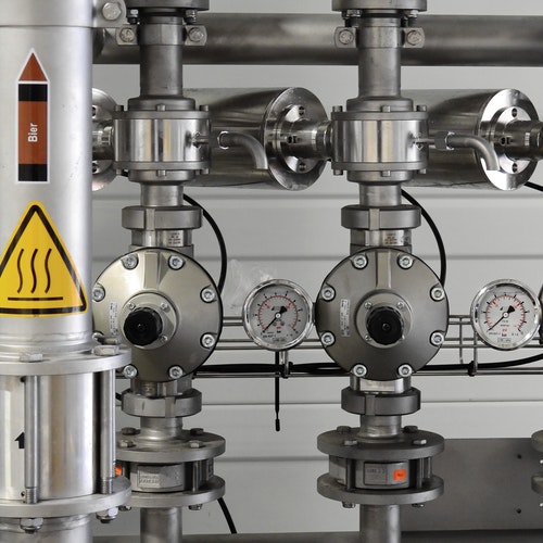 Pipeline controllers