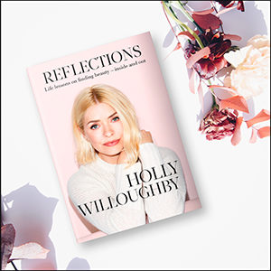 Holly Willoughby number 1 bestseller