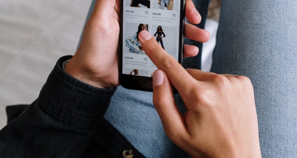 Mobile ecommerce advertising