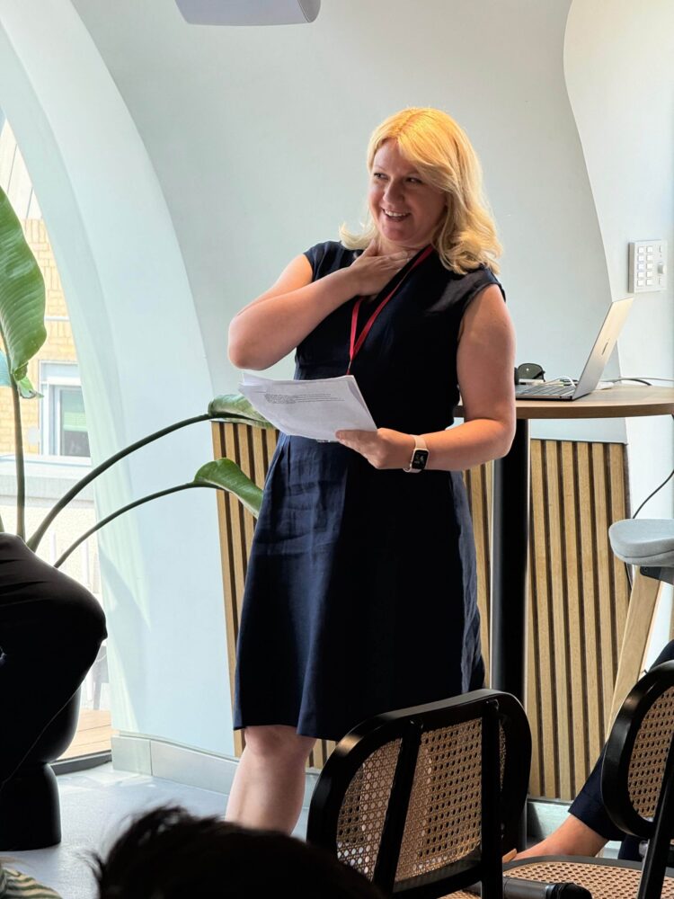 Rethinking B2B event by AccuraCast - Mila Blazheska