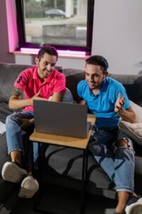 Sports fans finding team on PC