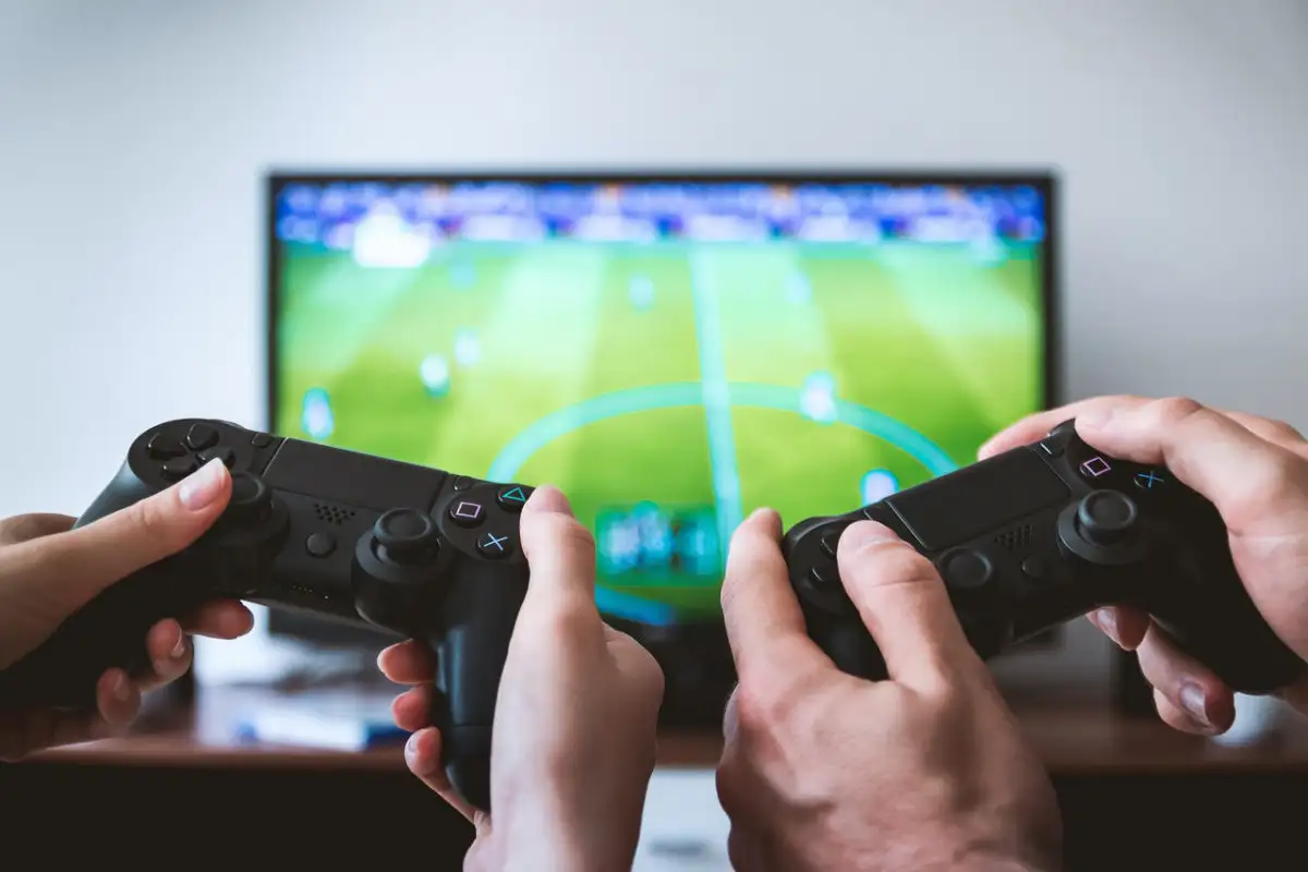 Stratégies marketing pour les marques de e-sport afin de générer de nouvelles sources de revenus