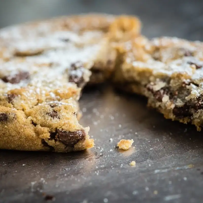 Broken cookie