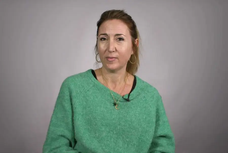 Pages - Case - Lisa Jewell