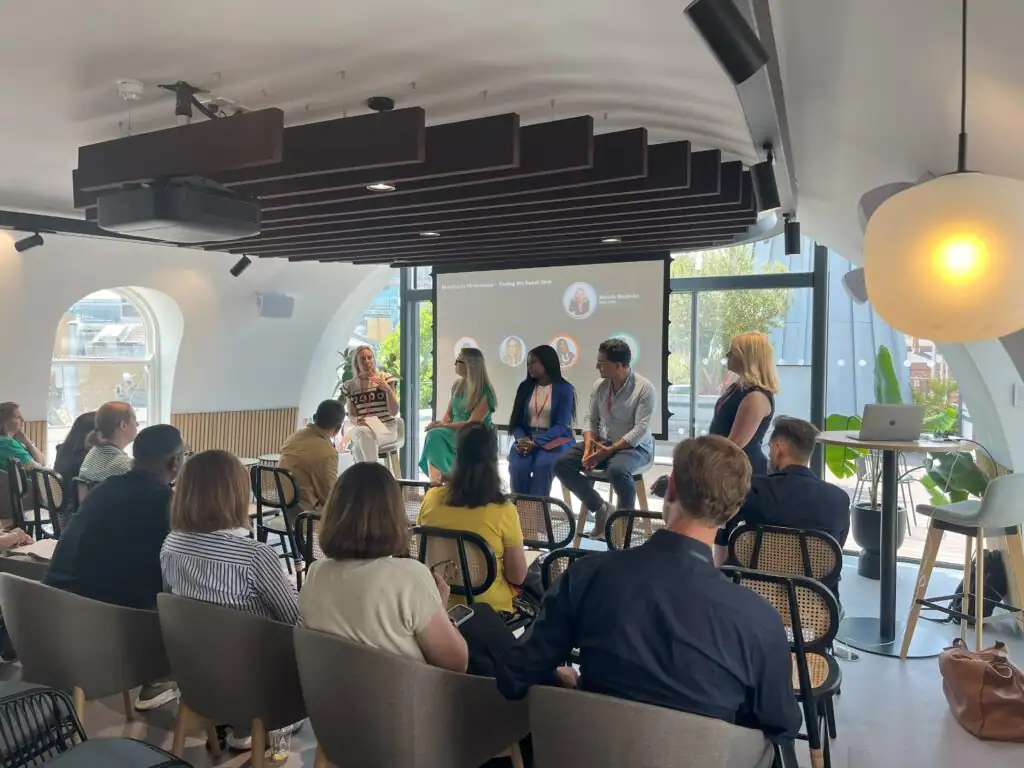 rethinking B2B-1 Rethinking B2B event by AccuraCast - Panel discussion