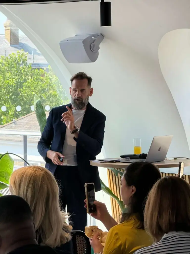 rethinking B2B-5 Rethinking B2B event by AccuraCast - Paul Bennett