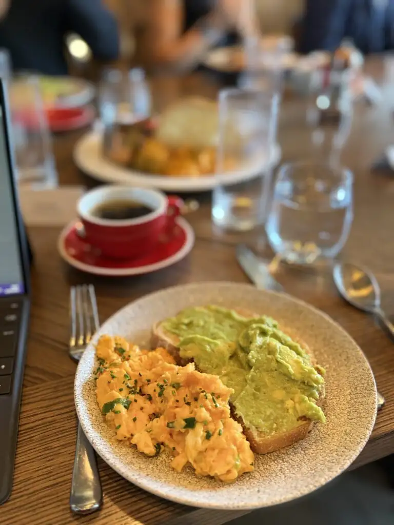 FS AI Roundtable - Breakfast Financial Services AI Marketing Roundtable - Breakfast at Duck & Waffle